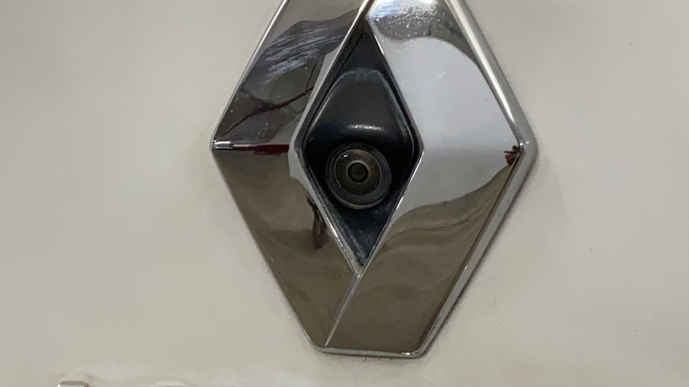 2021 Renault Kwid CLIMBER 1.0 AMT (O) DUAL TONE, Petrol, Automatic, 54,185 km, Parking Camera