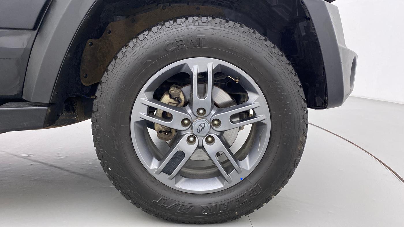 2021 Mahindra Thar LX PETROL HT 4WD AT, Petrol, Automatic, 14,301 km, Right Front Wheel