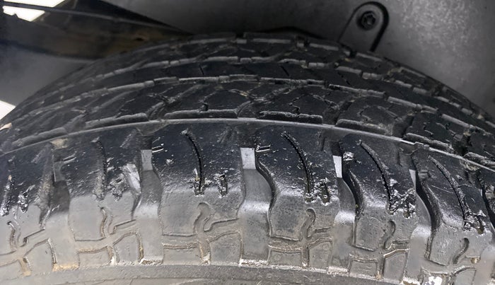 2021 Mahindra Thar LX PETROL HT 4WD AT, Petrol, Automatic, 14,301 km, Right Rear Tyre Tread