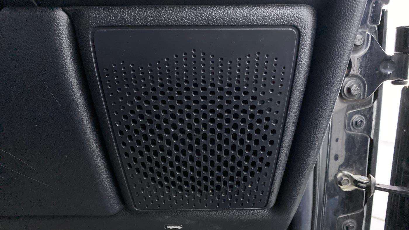 2021 Mahindra Thar LX PETROL HT 4WD AT, Petrol, Automatic, 14,301 km, Speaker
