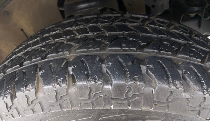 2021 Mahindra Thar LX PETROL HT 4WD AT, Petrol, Automatic, 14,301 km, Right Front Tyre Tread