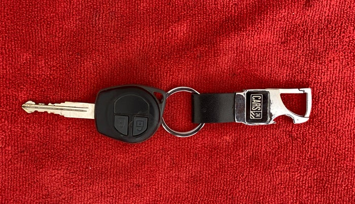 2017 Maruti Swift VXI, Petrol, Manual, 59,135 km, Key Close Up