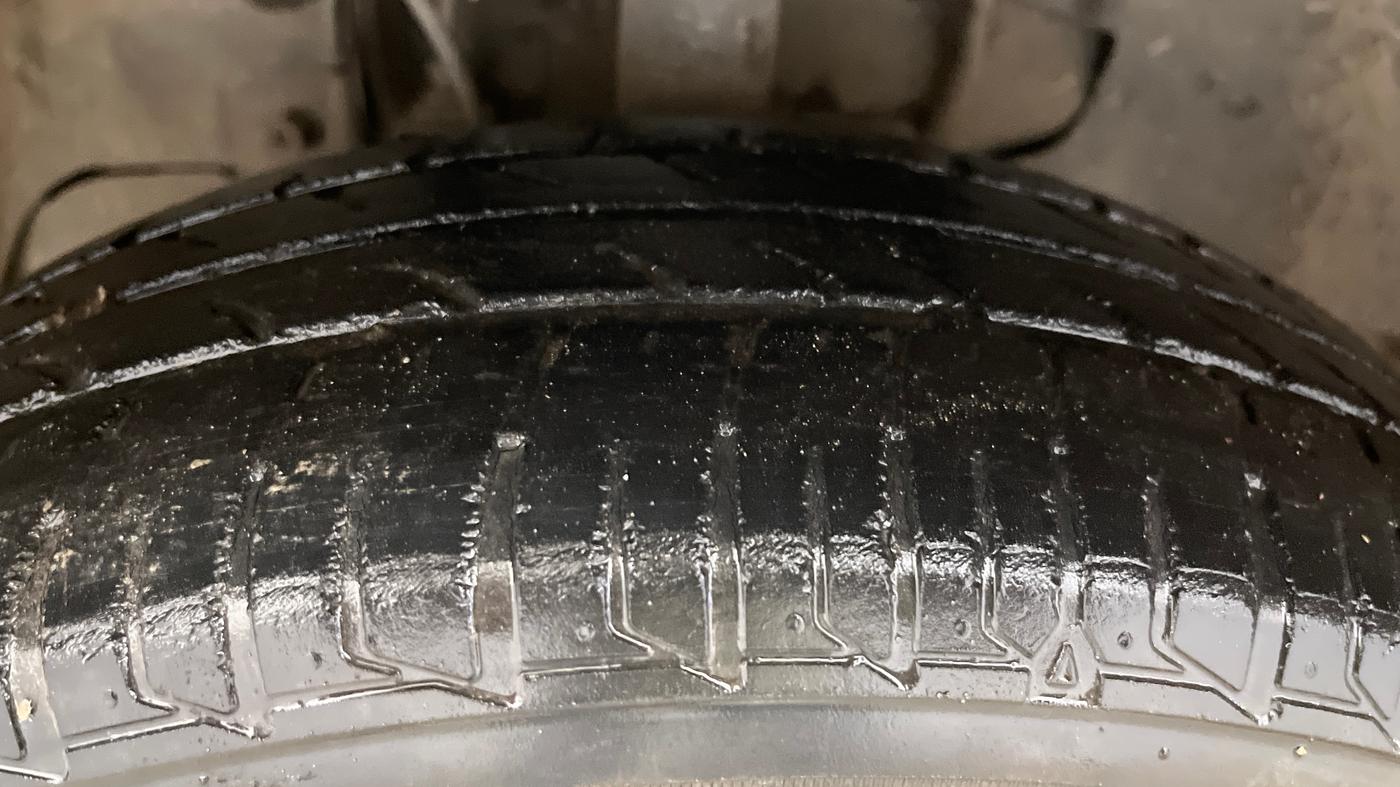 2017 Tata Tiago XZ PETROL, Petrol, Manual, 41,231 km, Left Front Tyre Tread
