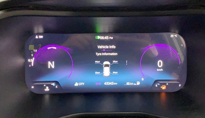 2023 Tata NEXON FEARLESS SUNROOF AMT DUAL TONE 1.5 DIESEL, Diesel, Automatic, 43,327 km, Odometer Image