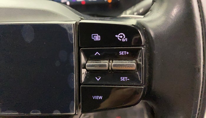 2023 Tata NEXON FEARLESS SUNROOF AMT DUAL TONE 1.5 DIESEL, Diesel, Automatic, 43,327 km, Adaptive Cruise Control