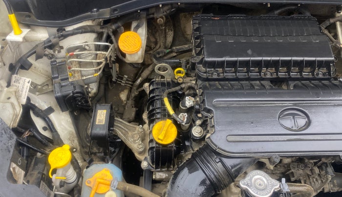 2022 Tata PUNCH ADVENTURE AMT, Petrol, Automatic, 56,241 km, Engine View - Right