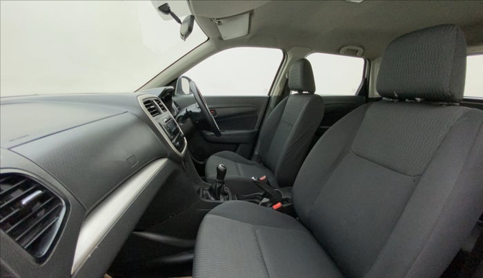 2017 Maruti Vitara Brezza VDI (O), Diesel, Manual, 1,09,407 km, Right Side Front Door Cabin