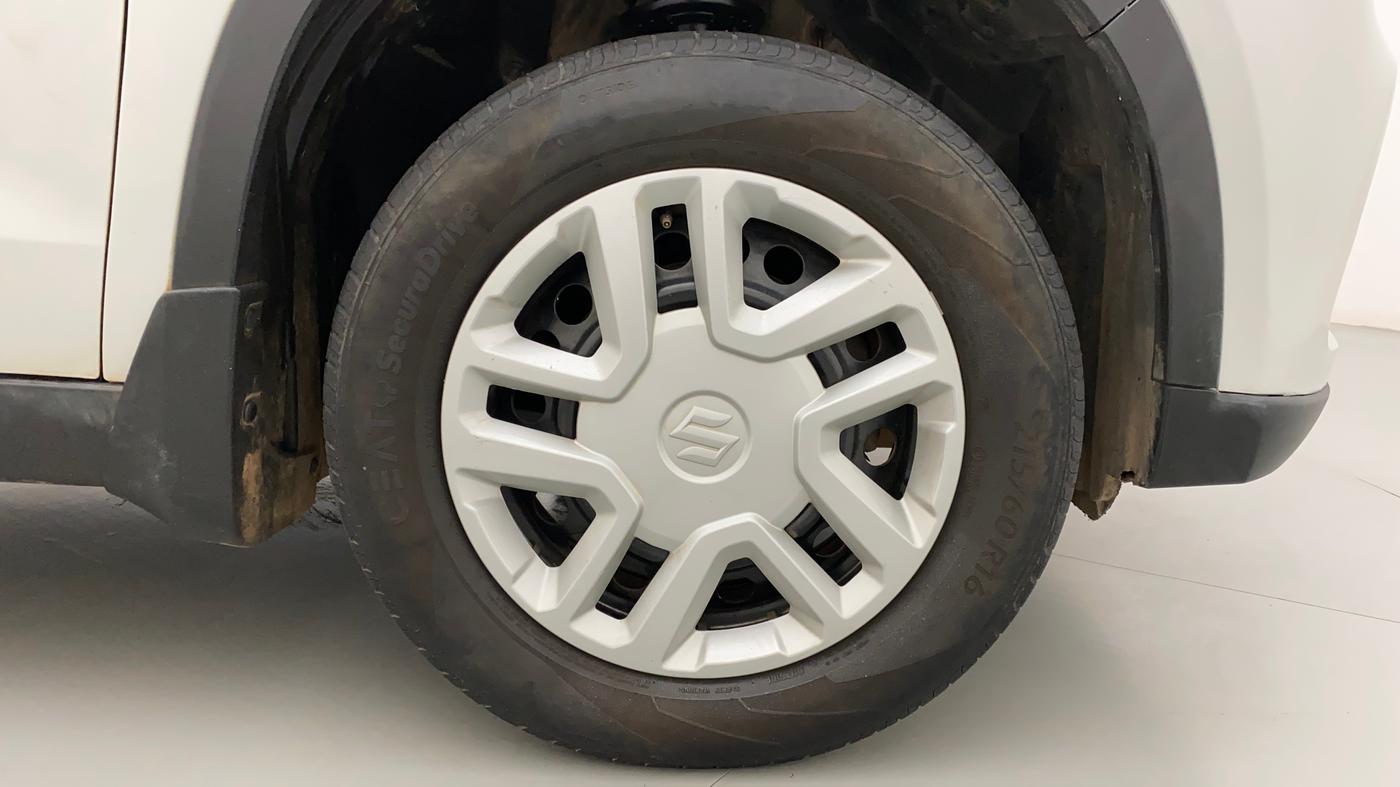 2017 Maruti Vitara Brezza VDI (O), Diesel, Manual, 1,09,407 km, Right Front Wheel