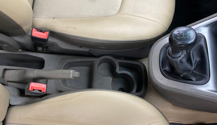 2013 Hyundai i10 SPORTZ 1.1, Petrol, Manual, 88,696 km, Gear Lever