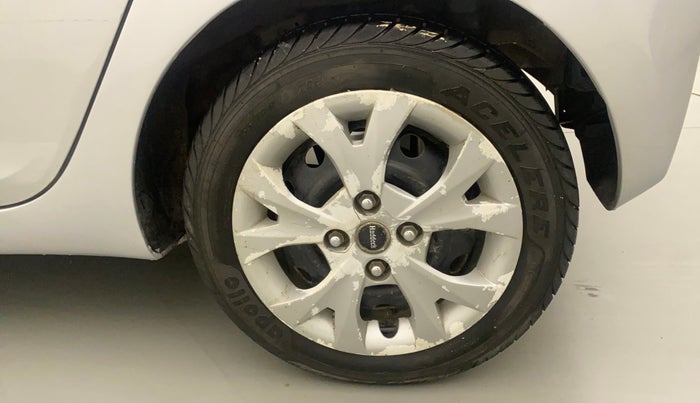 2014 Hyundai Eon MAGNA +, Petrol, Manual, 40,750 km, Left Rear Wheel