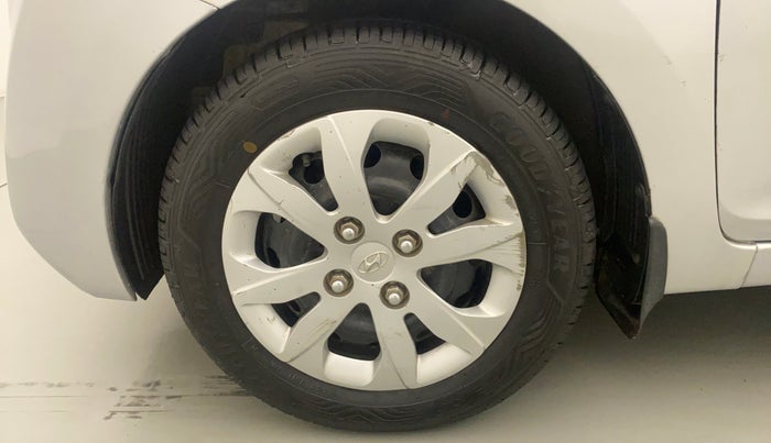 2014 Hyundai Eon MAGNA +, Petrol, Manual, 40,750 km, Left Front Wheel