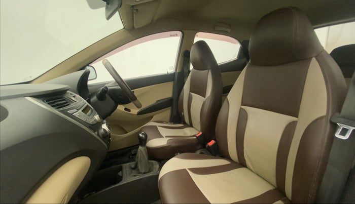 2014 Hyundai Eon MAGNA +, Petrol, Manual, 40,750 km, Right Side Front Door Cabin