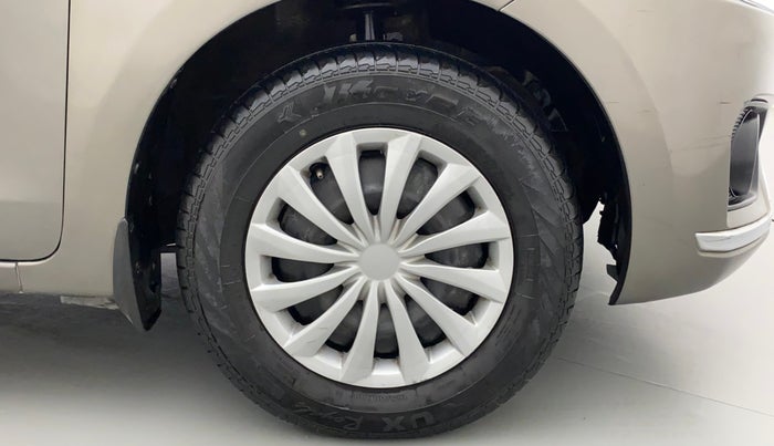 2018 Maruti Dzire VDI, Diesel, Manual, 82,168 km, Right Front Wheel
