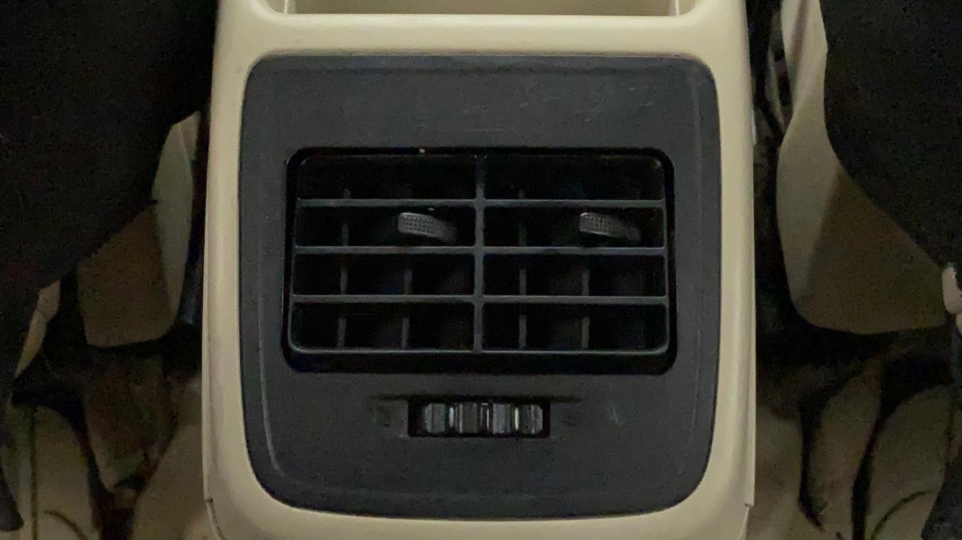 2018 Maruti Dzire VDI, Diesel, Manual, 82,168 km, Rear AC Vents