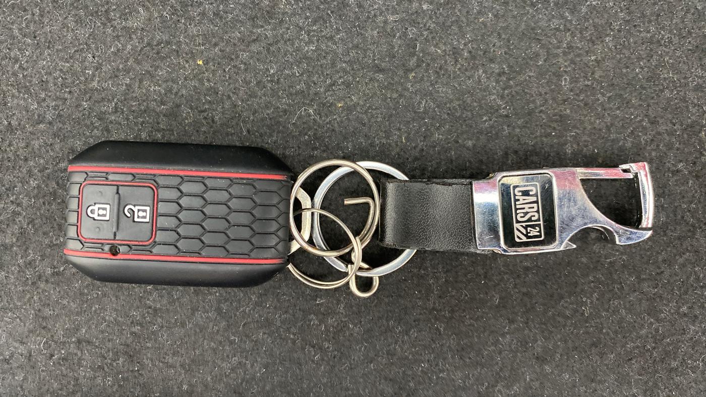 2021 Maruti Swift ZXI D, Petrol, Manual, 22,591 km, Key Close Up