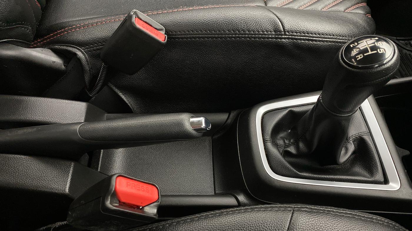 2021 Maruti Swift ZXI D, Petrol, Manual, 22,591 km, Gear Lever