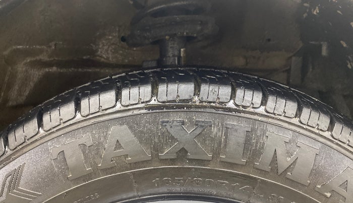 2017 Maruti Swift VDI, Diesel, Manual, 62,673 km, Right Front Tyre Tread