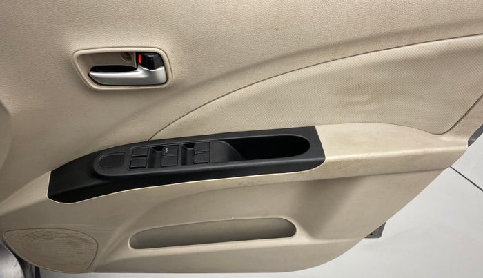 2017 Maruti Celerio VXI CNG, CNG, Manual, 86,136 km, Driver Side Door Panels Control