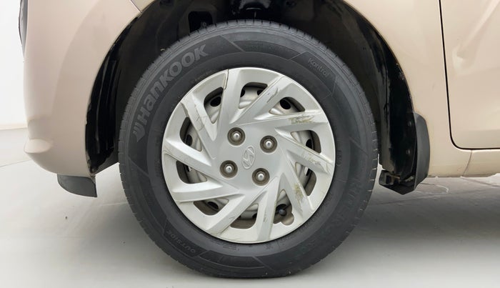 2019 Hyundai NEW SANTRO MAGNA AMT, Petrol, Automatic, 33,336 km, Left Front Wheel