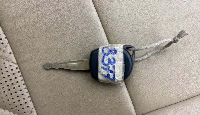 2019 Maruti Dzire VXI AMT, Petrol, Automatic, 32,100 km, Key Close Up