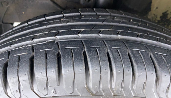 2019 Maruti Ertiga ZXI Plus SHVS, Petrol, Manual, 3,902 km, Left Front Tyre Tread