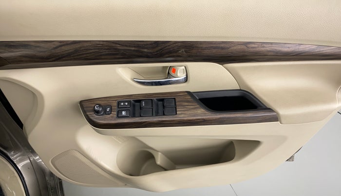 2019 Maruti Ertiga ZXI Plus SHVS, Petrol, Manual, 3,902 km, Driver Side Door Panels Control