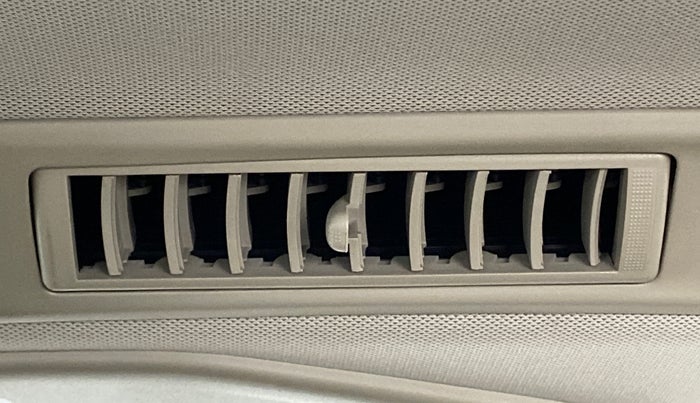 2018 Mahindra MARAZZO M8 7 STR, Diesel, Manual, 21,211 km, Rear AC Vents