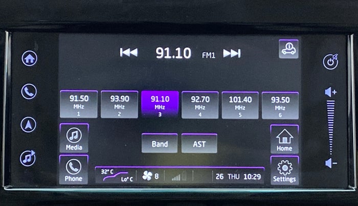 2018 Mahindra MARAZZO M8 7 STR, Diesel, Manual, 21,211 km, Infotainment System