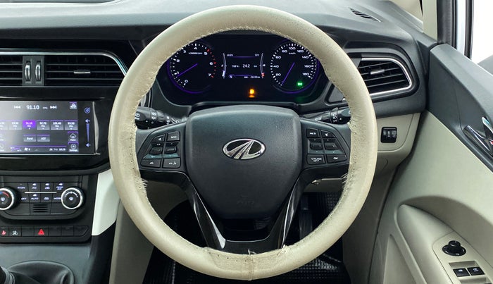 2018 Mahindra MARAZZO M8 7 STR, Diesel, Manual, 21,211 km, Steering Wheel Close Up