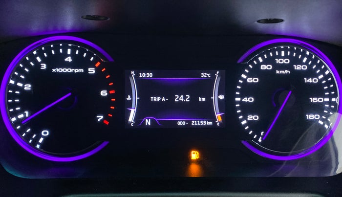 2018 Mahindra MARAZZO M8 7 STR, Diesel, Manual, 21,211 km, Odometer Image