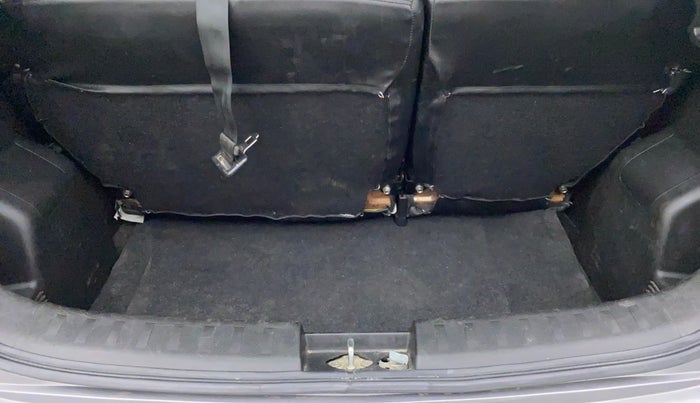 2016 Maruti Swift VXI D, Petrol, Manual, 53,856 km, Boot Inside