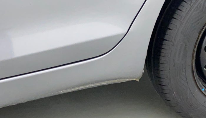 2016 Maruti Swift VXI D, Petrol, Manual, 53,856 km, Left running board - Slightly dented