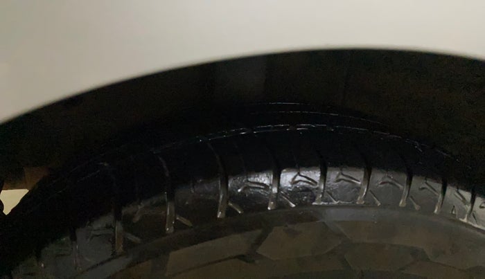 2015 Hyundai Grand i10 ASTA 1.2 KAPPA VTVT, Petrol, Manual, 54,138 km, Right Rear Tyre Tread