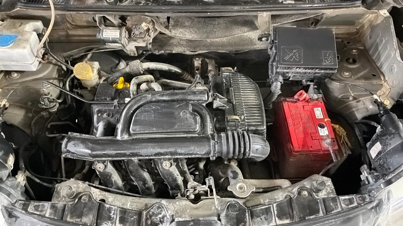 2017 Renault Kwid RXT 0.8, Petrol, Manual, 62,425 km, Engine View