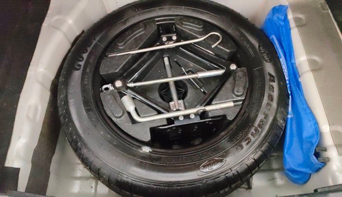 2020 Tata NEXON XMA SUNROOF PETROL, Petrol, Automatic, 62,774 km, Spare Tyre