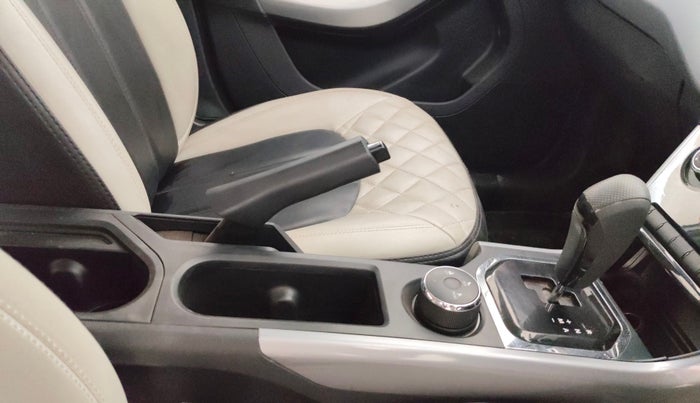 2020 Tata NEXON XMA SUNROOF PETROL, Petrol, Automatic, 62,774 km, Gear Lever