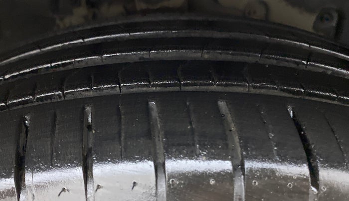 2014 Ford Ecosport 1.5TITANIUM TDCI, Diesel, Manual, 47,019 km, Right Front Tyre Tread