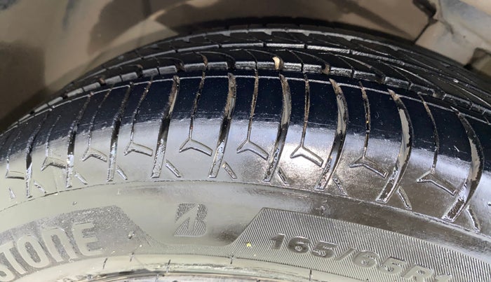 2018 Hyundai Grand i10 SPORTZ AT 1.2 KAPPA VTVT, Petrol, Automatic, 39,971 km, Left Front Tyre Tread