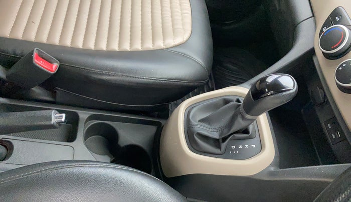 2018 Hyundai Grand i10 SPORTZ AT 1.2 KAPPA VTVT, Petrol, Automatic, 39,971 km, Gear Lever