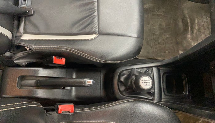 2016 Maruti Swift VXI, Petrol, Manual, 94,102 km, Gear Lever