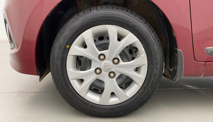 2015 Hyundai Grand i10 SPORTZ 1.2 KAPPA VTVT, Petrol, Manual, 50,988 km, Left Front Wheel