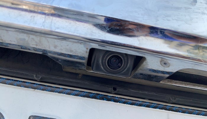 2021 Mahindra XUV500 W11 AT, Diesel, Automatic, 69,965 km, Parking Camera