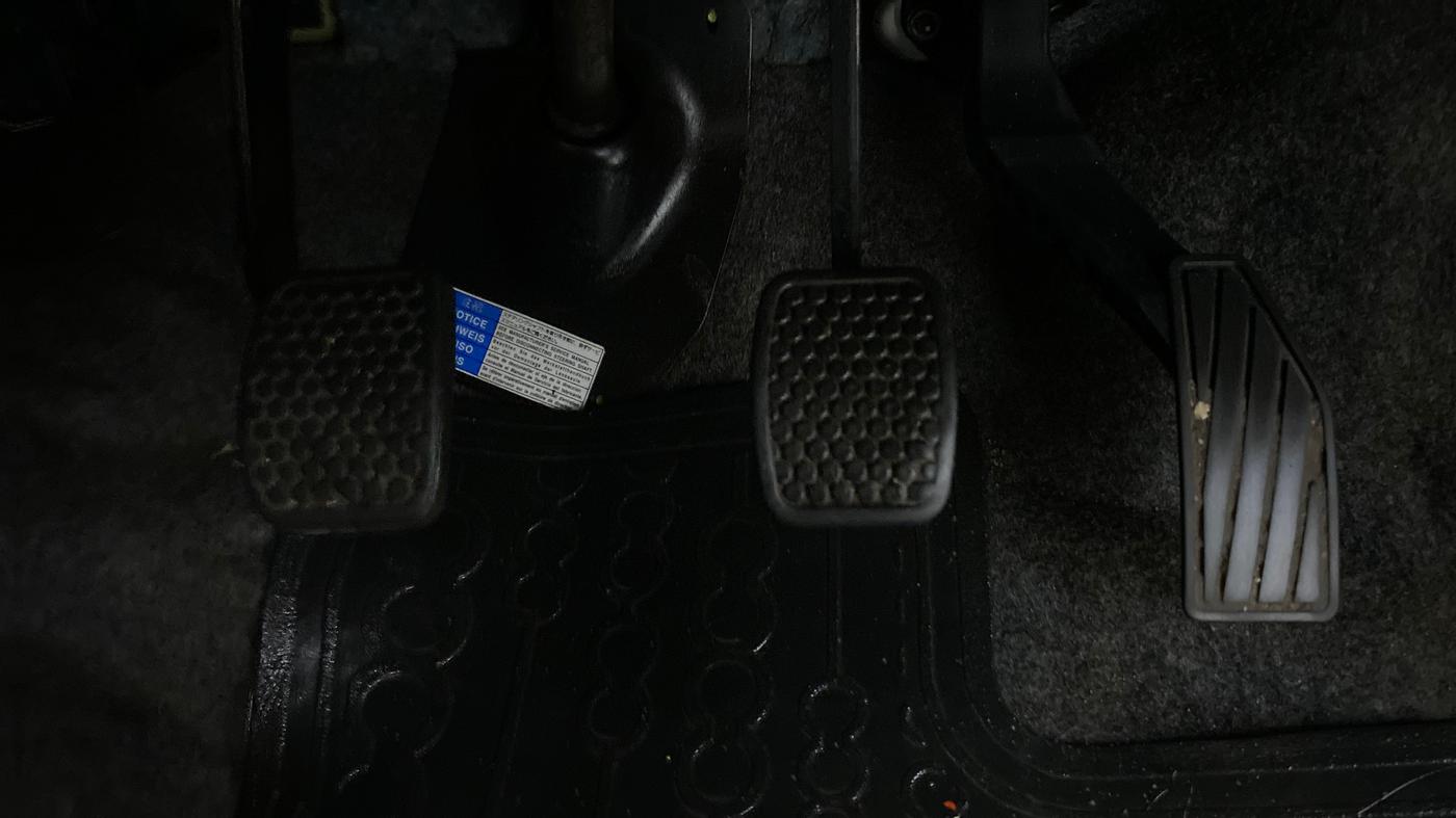 2020 Maruti Alto LXI, Petrol, Manual, 26,857 km, Pedals