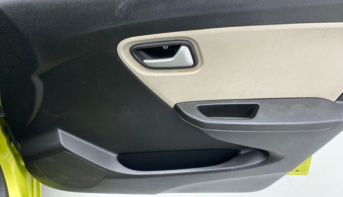 2020 Maruti Alto LXI, Petrol, Manual, 26,857 km, Driver Side Door Panels Control