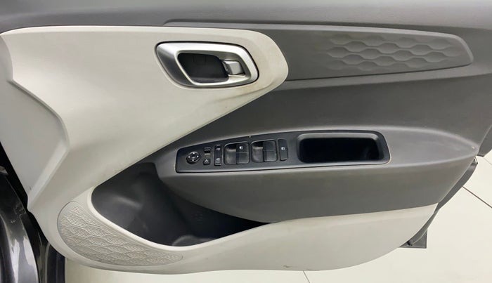 2021 Hyundai GRAND I10 NIOS SPORTZ 1.2 KAPPA VTVT CNG, CNG, Manual, 71,727 km, Driver Side Door Panels Control