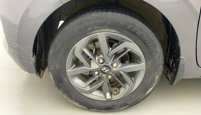 2021 Hyundai GRAND I10 NIOS SPORTZ 1.2 KAPPA VTVT CNG, CNG, Manual, 71,727 km, Left front tyre - Minor crack