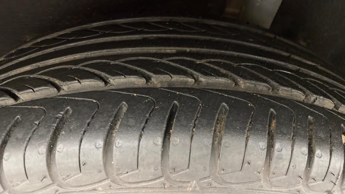 2017 Ford Ecosport 1.5 TDCI TITANIUM PLUS, Diesel, Manual, 38,321 km, Left Rear Tyre Tread