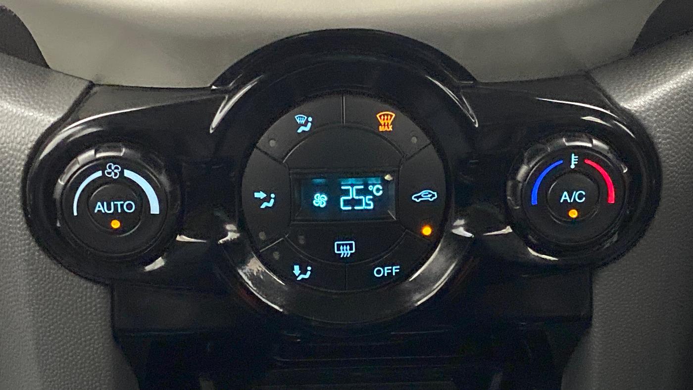 2017 Ford Ecosport 1.5 TDCI TITANIUM PLUS, Diesel, Manual, 38,321 km, Automatic Climate Control