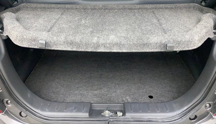 2018 Maruti Alto K10 VXI (O) AMT, Petrol, Automatic, 1,395 km, Boot Inside