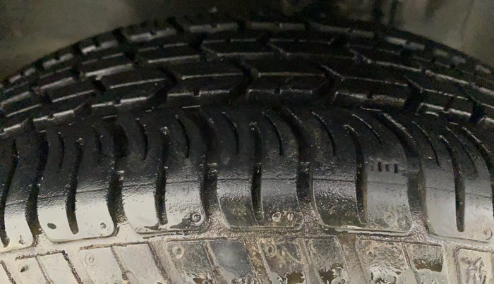 2018 Maruti Alto K10 VXI (O) AMT, Petrol, Automatic, 1,395 km, Left Front Tyre Tread
